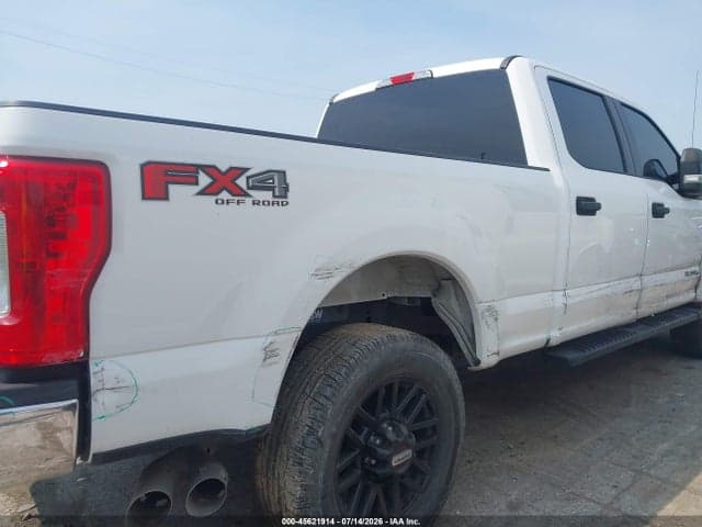 2019 FORD F-250 XLT 17