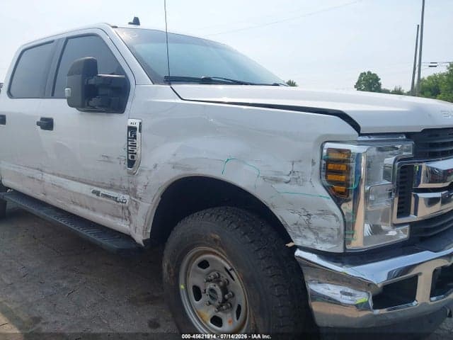 2019 FORD F-250 XLT 6