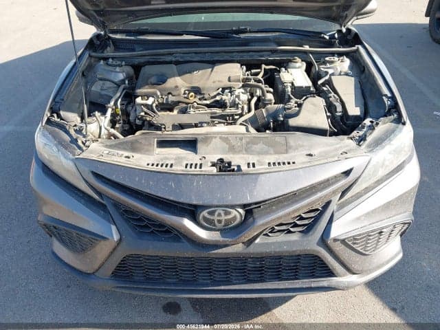 2021 TOYOTA CAMRY SE 10