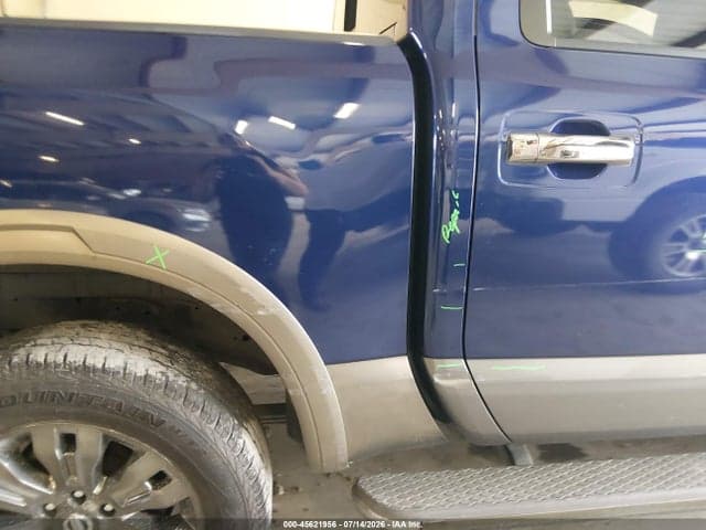 2017 NISSAN TITAN PLATINUM RESERVE 19