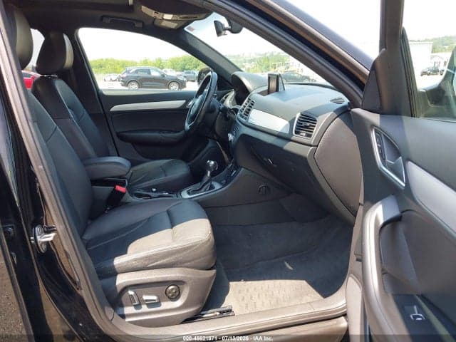 2017 AUDI Q3 2.0T PREMIUM 5