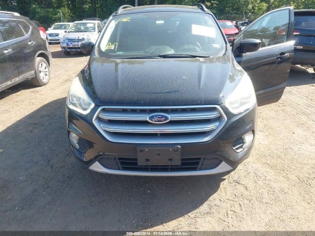 2017 FORD ESCAPE SE 6