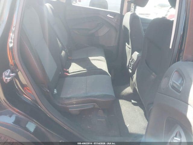 2017 FORD ESCAPE SE 8