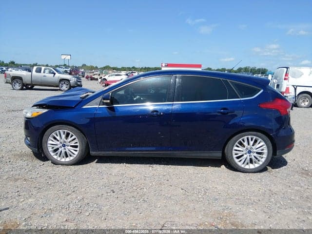2016 FORD FOCUS TITANIUM 14