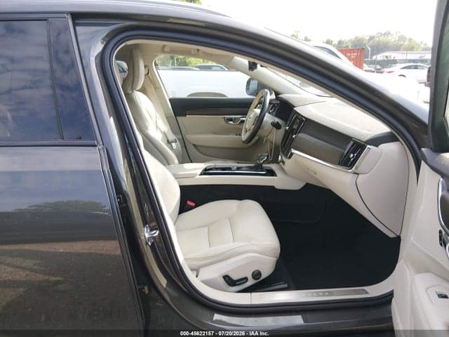2020 VOLVO V90 CROSS COUNTRY T6 5