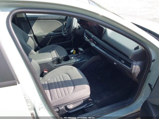 2025 KIA K4 EX 5