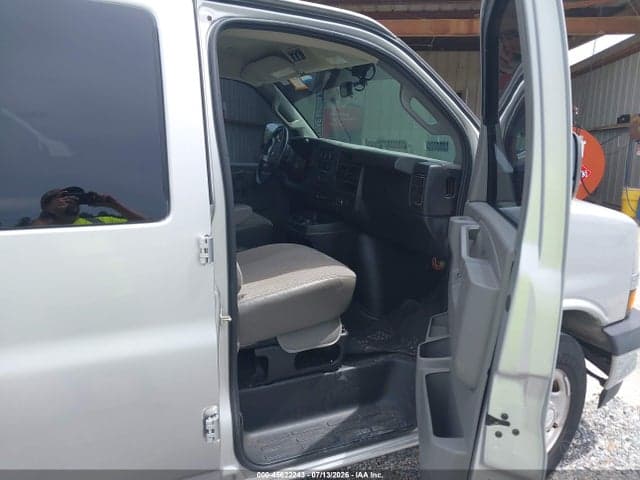 2018 CHEVROLET EXPRESS 3500 LT 5