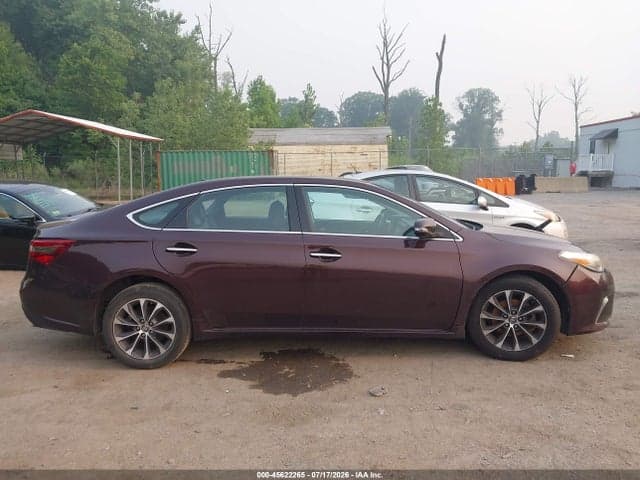 2018 TOYOTA AVALON XLE 12