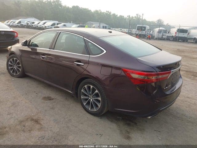 2018 TOYOTA AVALON XLE 3