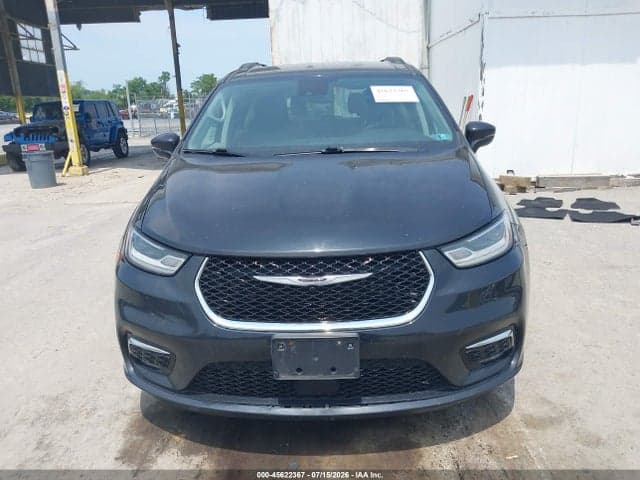 2022 CHRYSLER PACIFICA TOURING L 12