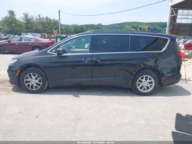 2022 CHRYSLER PACIFICA TOURING L 14