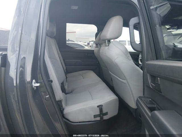 2025 TOYOTA TACOMA 2WD SR5 8