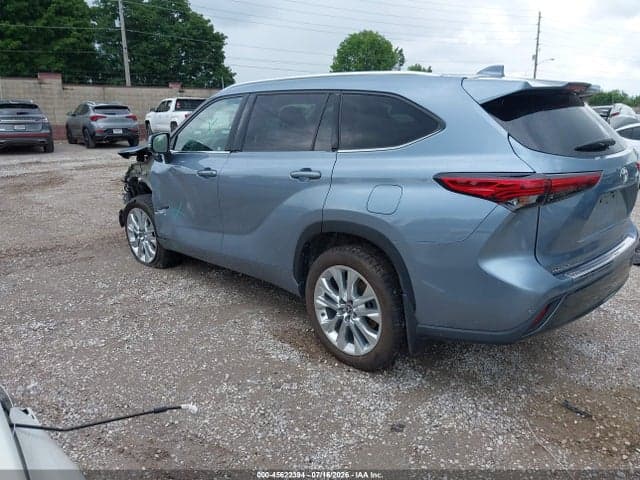 2022 TOYOTA HIGHLANDER LIMITED 3