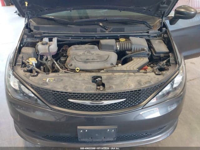 2022 CHRYSLER VOYAGER LX 10