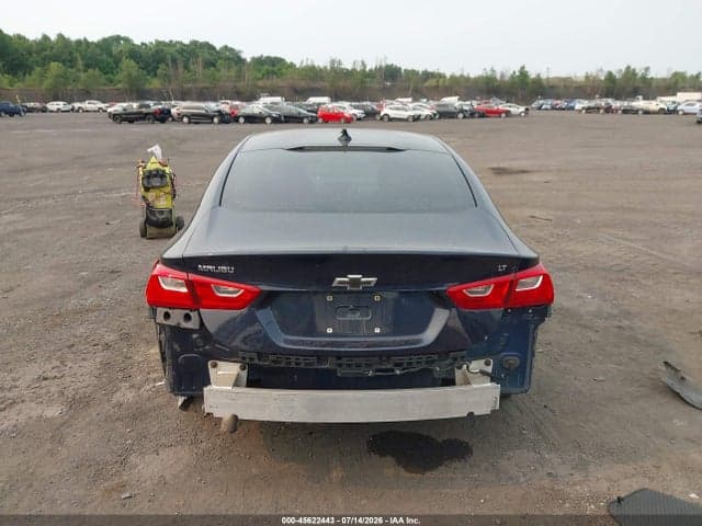 2017 CHEVROLET MALIBU 1LT 16