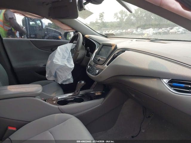 2017 CHEVROLET MALIBU 1LT 5