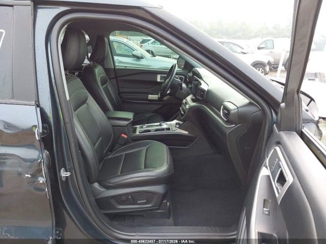 2022 FORD EXPLORER XLT 5