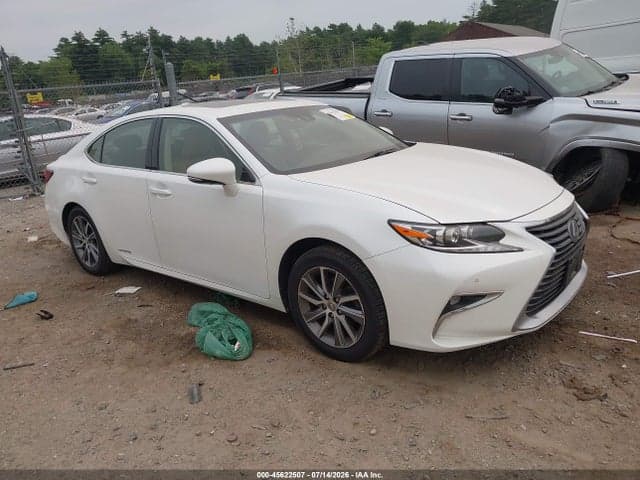 2017 LEXUS ES 300H 1
