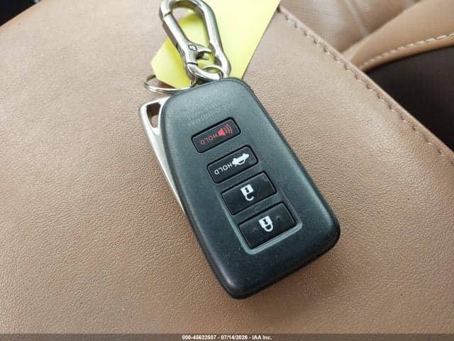 2017 LEXUS ES 300H 11