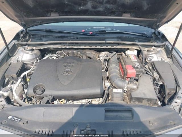 2019 TOYOTA CAMRY XLE V6 10
