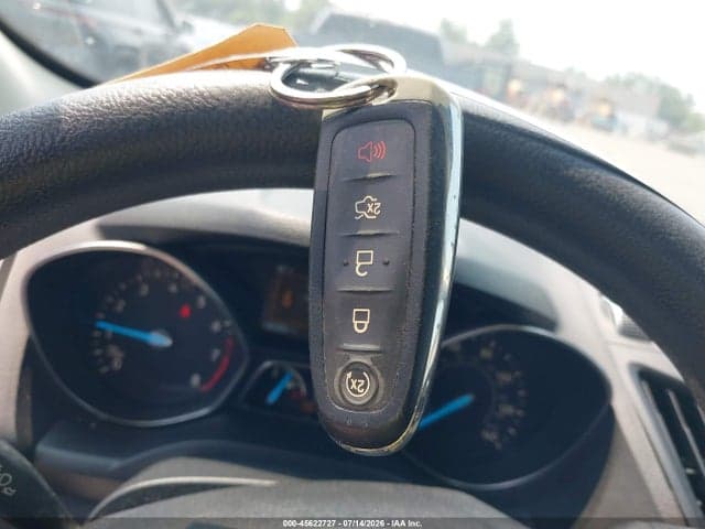 2019 FORD ESCAPE SE 11