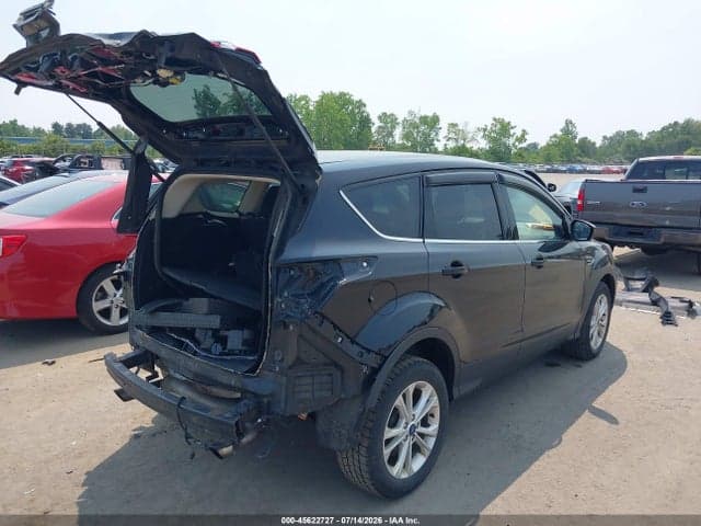 2019 FORD ESCAPE SE 4