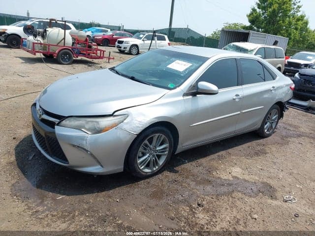 2017 TOYOTA CAMRY SE 2