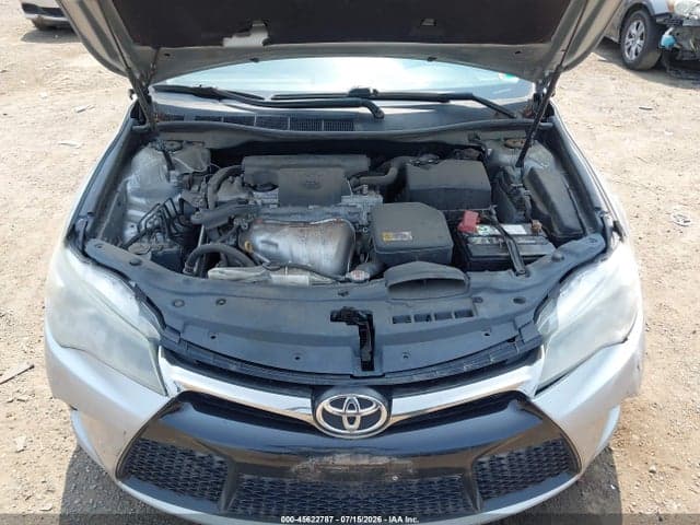 2017 TOYOTA CAMRY SE 10