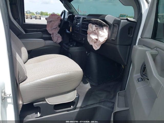 2017 GMC SAVANA 2500 WORK VAN 5
