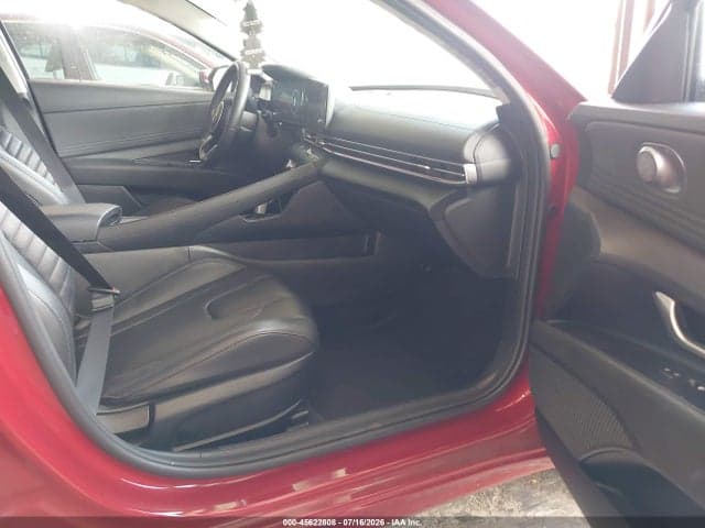 2025 HYUNDAI ELANTRA LIMITED 5