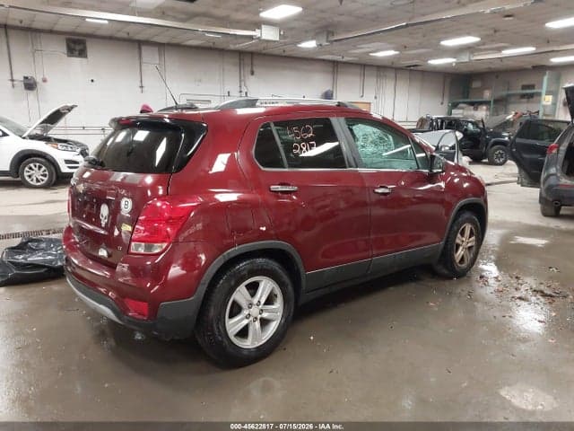 2017 CHEVROLET TRAX LT 4