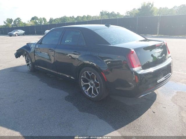 2018 CHRYSLER 300 TOURING 3