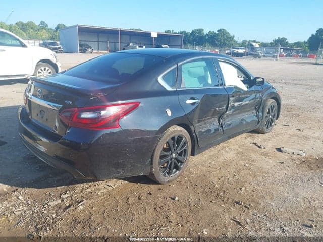 2017 NISSAN ALTIMA 2.5 SR 4