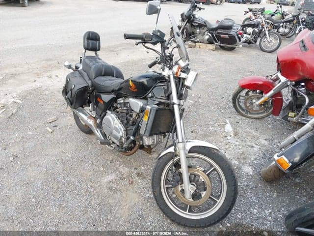 1985 HONDA VF700 C