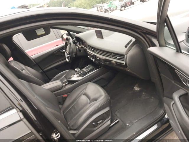 2017 AUDI Q7 3.0T PREMIUM 5