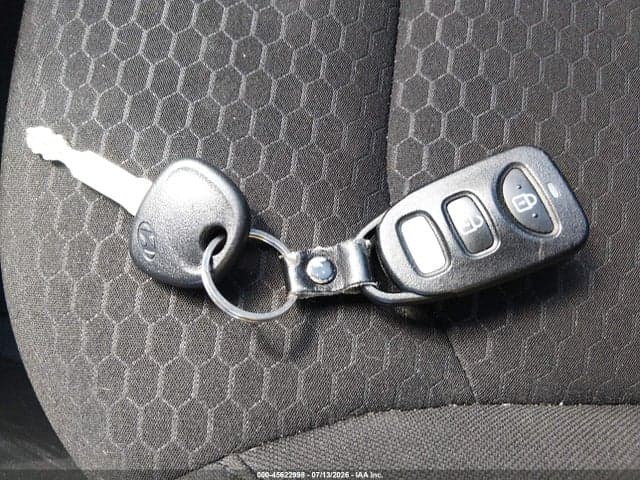 2020 HYUNDAI ELANTRA SE 11