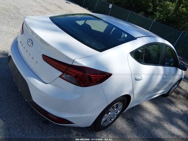 2020 HYUNDAI ELANTRA SE 14