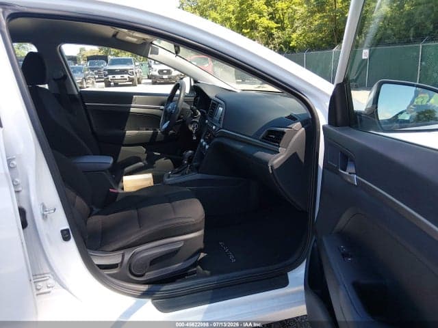 2020 HYUNDAI ELANTRA SE 5