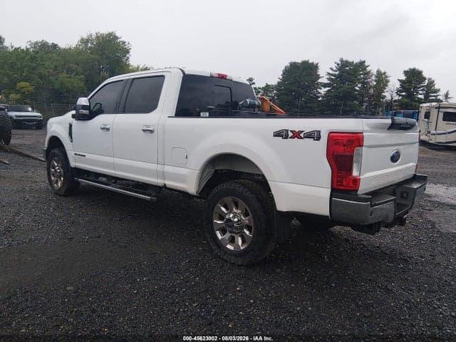 2019 FORD F-350 LARIAT 3