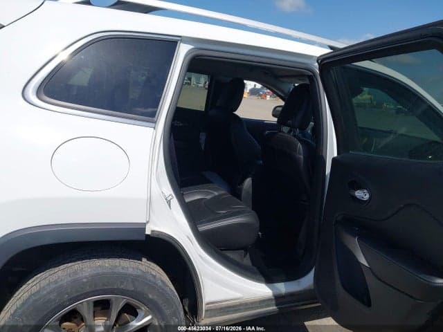 2019 JEEP CHEROKEE LATITUDE PLUS FWD 8