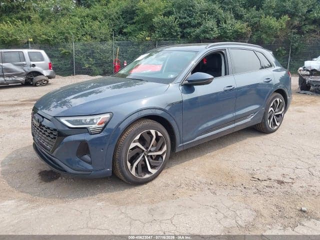 2024 AUDI Q8 E-TRON PREMIUM PLUS QUATTRO 2