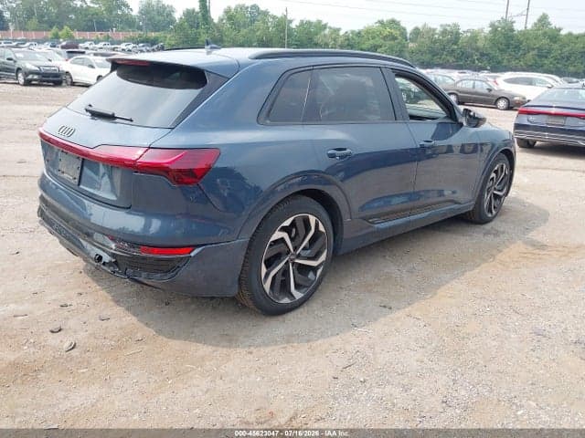 2024 AUDI Q8 E-TRON PREMIUM PLUS QUATTRO 4