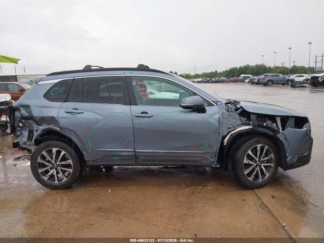 2024 TOYOTA COROLLA CROSS XLE 14