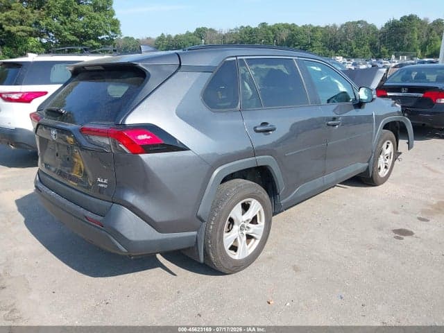 2021 TOYOTA RAV4 XLE 4