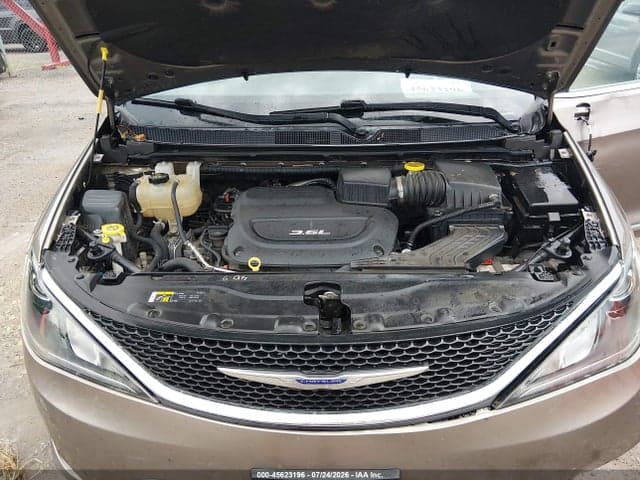 2017 CHRYSLER PACIFICA TOURING-L 10