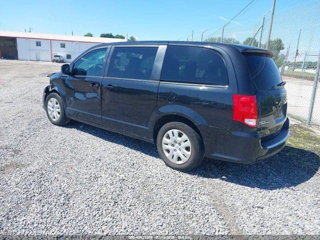 2018 DODGE GRAND CARAVAN SE 3