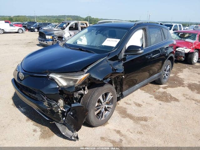 2018 TOYOTA RAV4 XLE 2