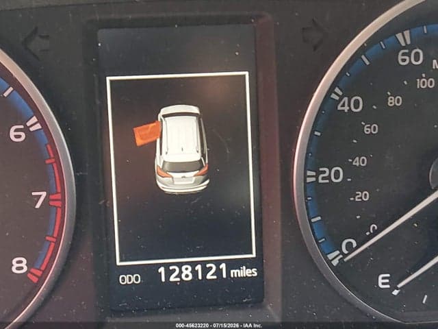 2018 TOYOTA RAV4 XLE 14