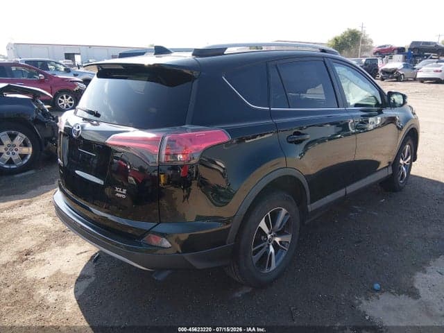 2018 TOYOTA RAV4 XLE 4