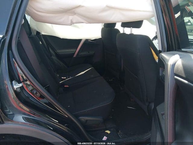 2018 TOYOTA RAV4 XLE 8